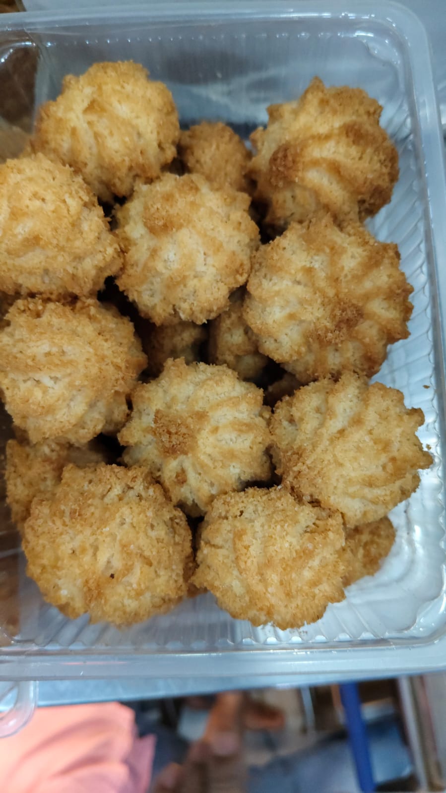 Macroon Coconut Biscuit